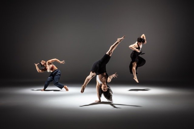 04 - Gathering Pieces of Peace - Megan Lowe Dances - Megan Lowe, Clarissa Dyas, Melissa Lewis Wong - Photo by RJ Muna - Mid_0 Medium