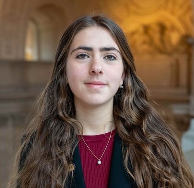 Picture of Youth Commissioner Leah Mordehai in City Hall