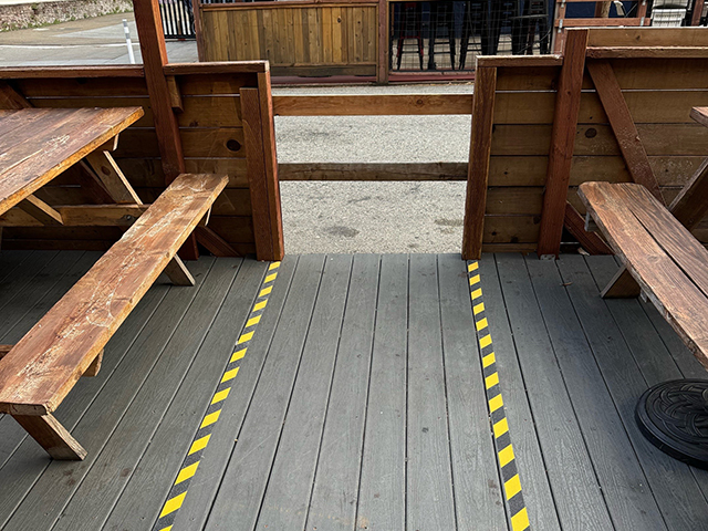 photo of compliant 3 foot setback in a parklet