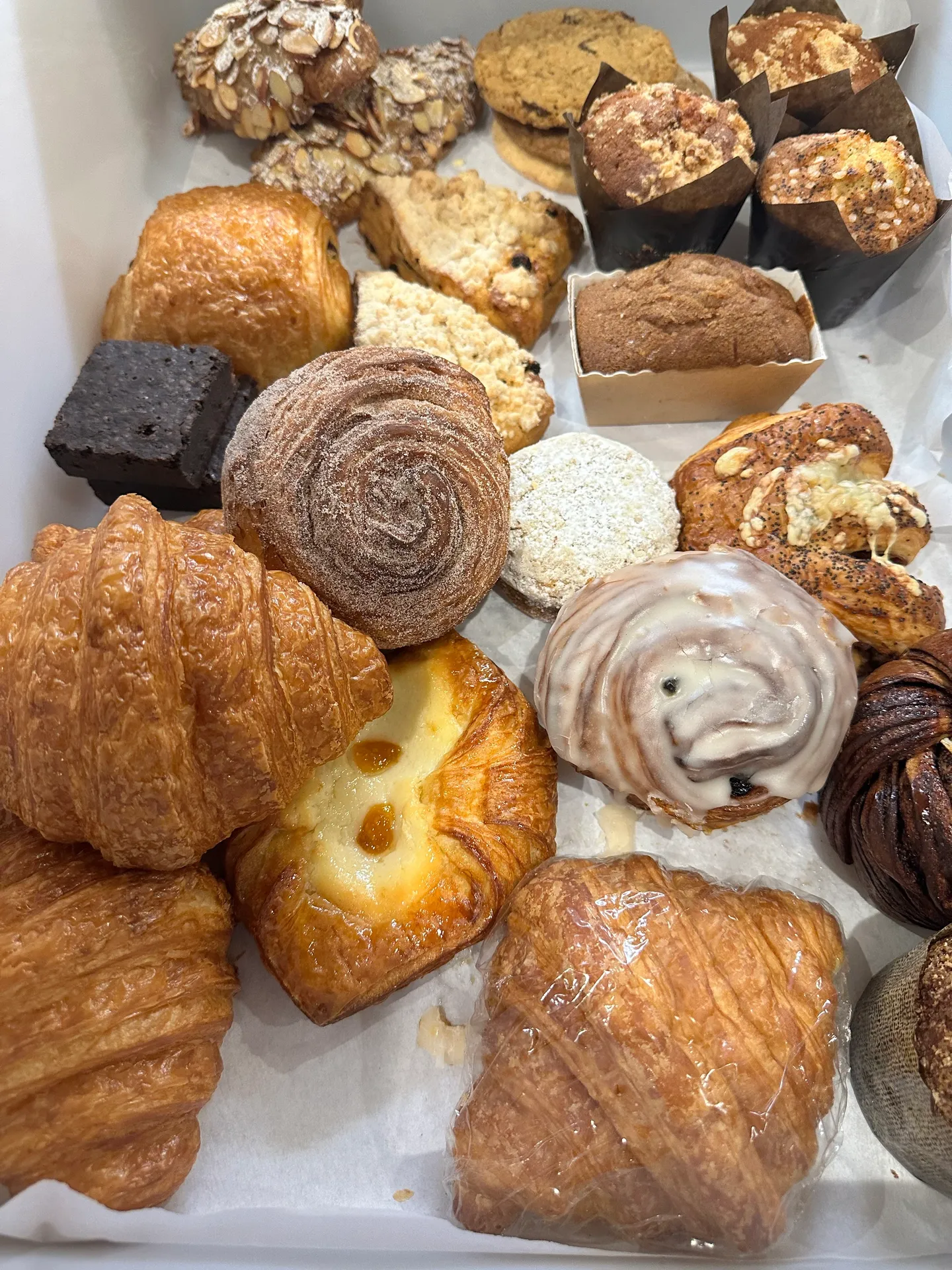 alushe coffee bar pastries