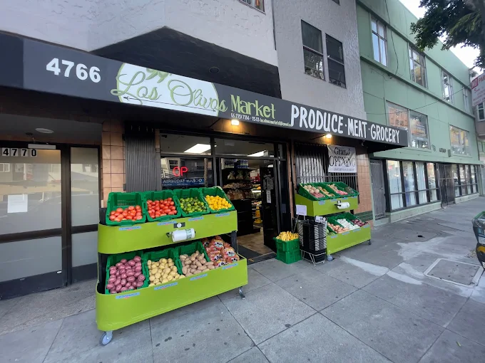 los olivos market exterior storefront